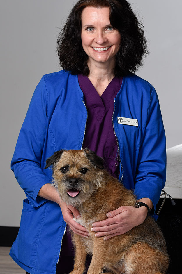 Dr. Lynda Gustavsen, DVM Dr. Lynda Gustavsen, DVM